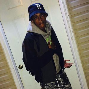 Meet your Posher, Deandre