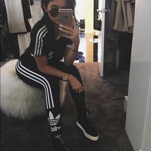 🚨LOOKING TO FIND THIS SET🚨