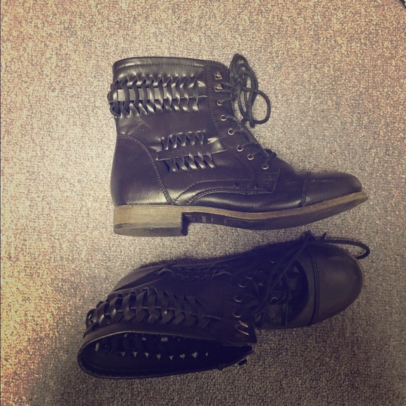 RAMPAGE  boots