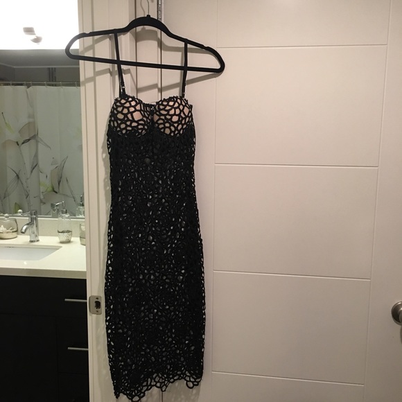 Black bodycon cutout dress