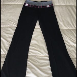 Lululemon. Low-rise, bell-bottom yoga pants.