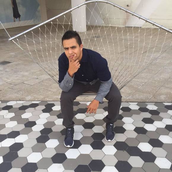 Meet your Posher, Kadir josue