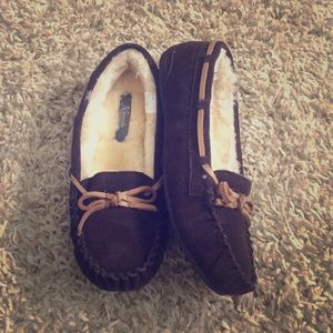 Natural reflections moccasins