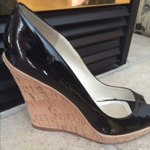 Black patent leather and wood wedge