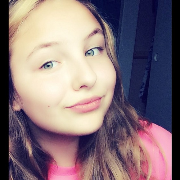 Meet your Posher, Julianna - Picture 1 of 1