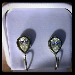 CZ drop earings.  Very beautiful!