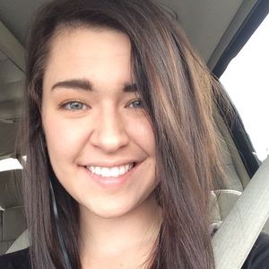 Meet your Posher, Desiree