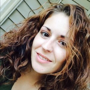 Meet your Posher, Kim