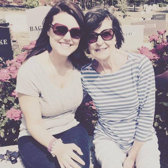 Meet your Posher, Lacy