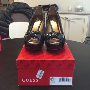 Chief 3 Peep Toe Platform Pump, Black Multi Satin