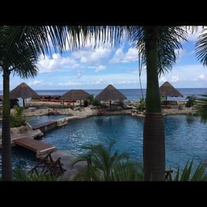 Meet your Posher, Candice