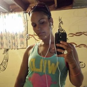 Meet your Posher, Vanessa