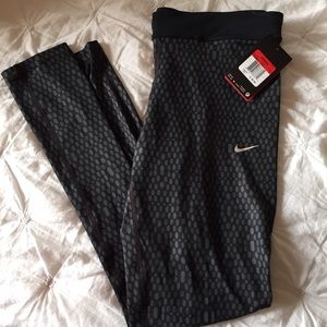 (New) Nike leggings