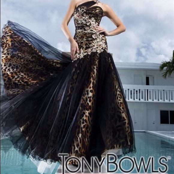 Tony bowls prom dress