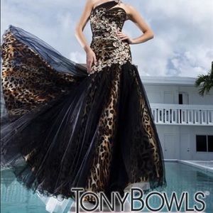 Tony bowls prom dress