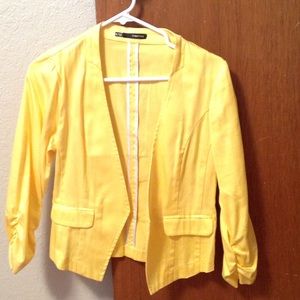 Maurice's Yellow jacket medium