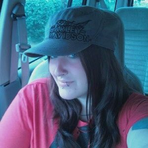 Meet your Posher, Amber