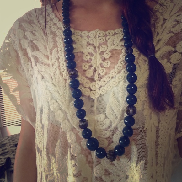Jewelry - *Sale* V I N T A G E  necklace