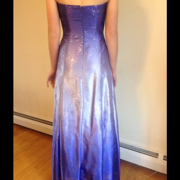 Size 3/4 purple ombré asymmetrical prom gown - Picture 2 of 4