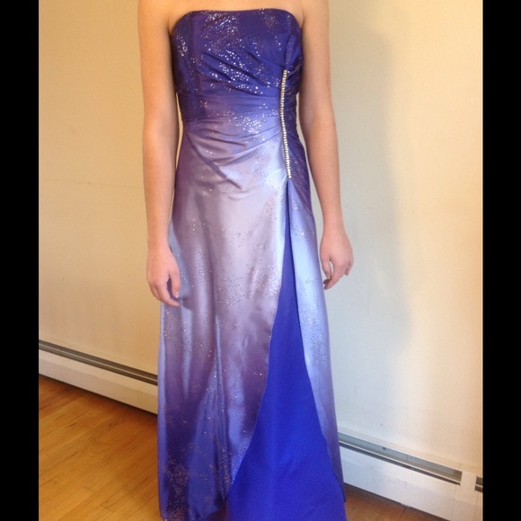 Size 3/4 purple ombré asymmetrical prom gown - Picture 4 of 4