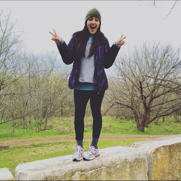 Meet your Posher, Jasmine - Picture 1 of 1