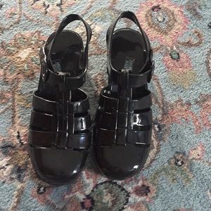 American Apparel sz 6 NEVER WORN black jelly heels