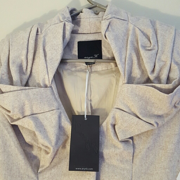 Aryn k. Women's Crop jacket - Picture 2 of 3