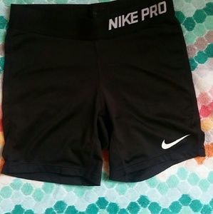 Black Nike Pro shorts