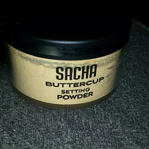 Sacha Buttercup setting powder