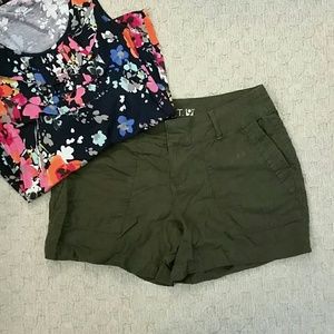 Apt. 9 Linen Olive Green Shorts