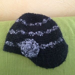 Roxy black and gray beanie with bill