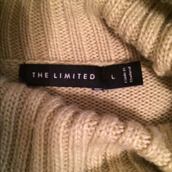 Sweater Bundle - Picture 2 of 3