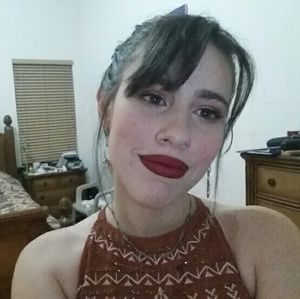 Meet your Posher, Daphne