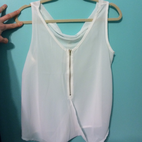 NWT Sheer White top - Picture 3 of 3