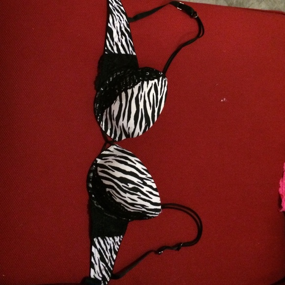 Zebra lace push up bra 👙