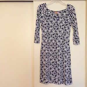 🆕 Lilly Pulitzer Navy White Bamboo Print Dress