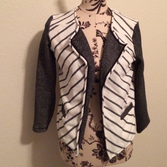 Striped sweater blazer