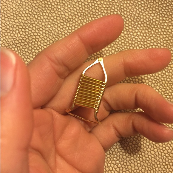 IJA statement ring - Picture 3 of 3