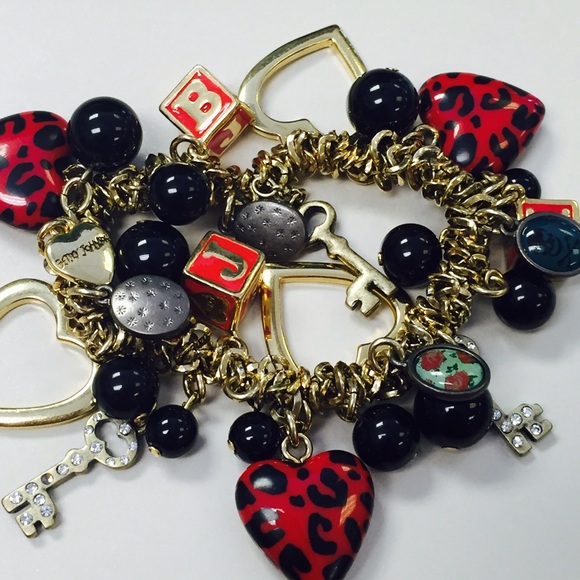 Leopard Schoolgirl Vintage Cluster Charm Bracelet - Picture 2 of 3