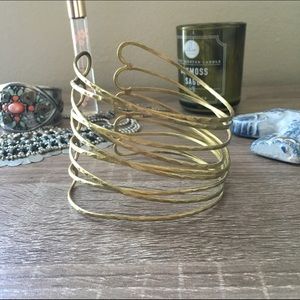 Free people gypsy arm cuff 🐚🌿🌙