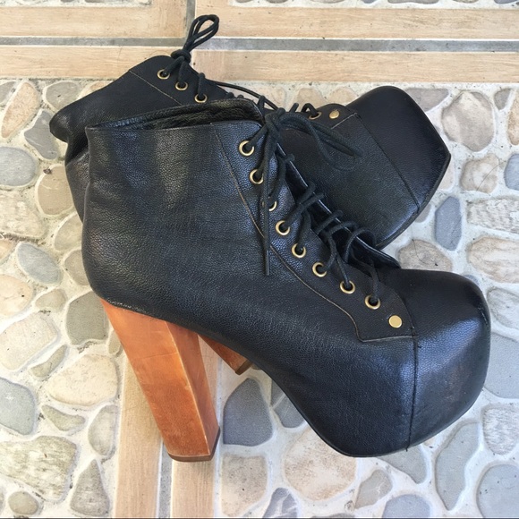 Jeffrey Campbell "Lita"