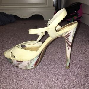 Anne Michelle Heels Size 6.5
