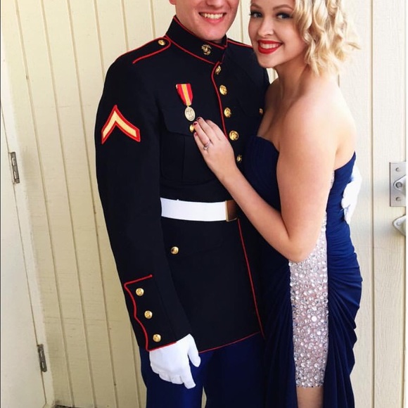 Ball/prom gown