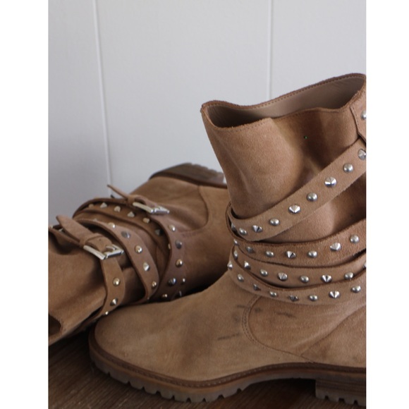 • SOLD • ZARA • studded suede booties • - Picture 4 of 4