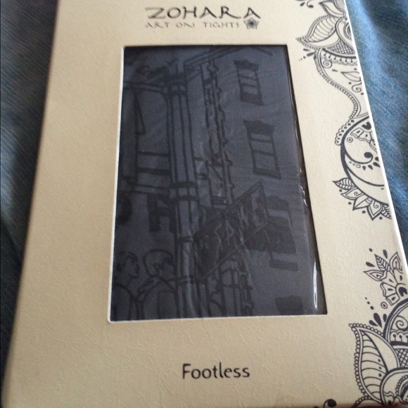 City print footless tights