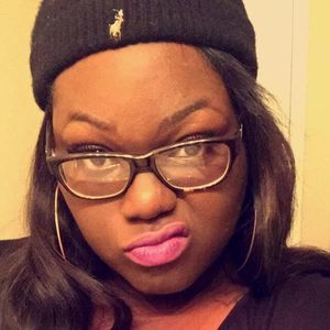 Meet your Posher, Canisha