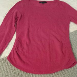 Warm & cozy banana republic hot pink sweater