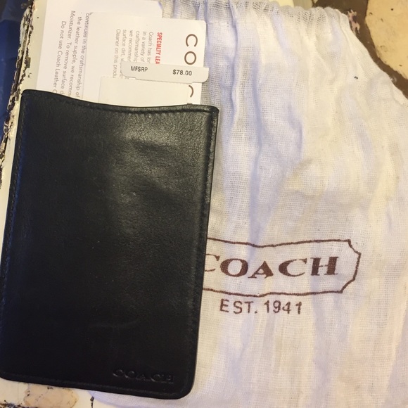 Phone case - Picture 1 of 3