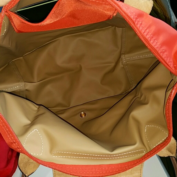 Longchamp Le Pliage small tote in red orange - Picture 4 of 4