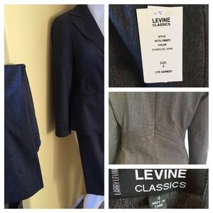 3 pieces Larry levin suit..👌🏻